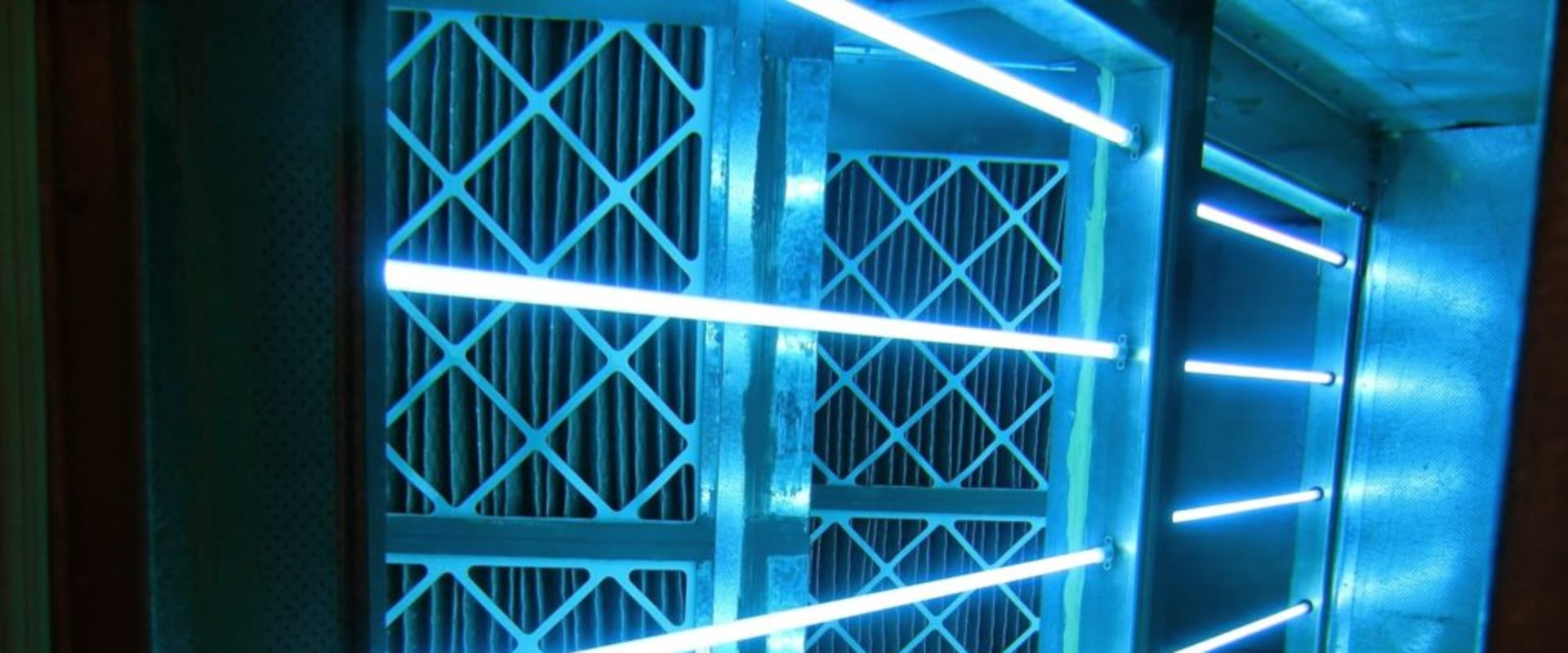 Why UV Light Installation Contractors Near Boynton Beach, FL Are Key to the Best HVAC Tune-Up